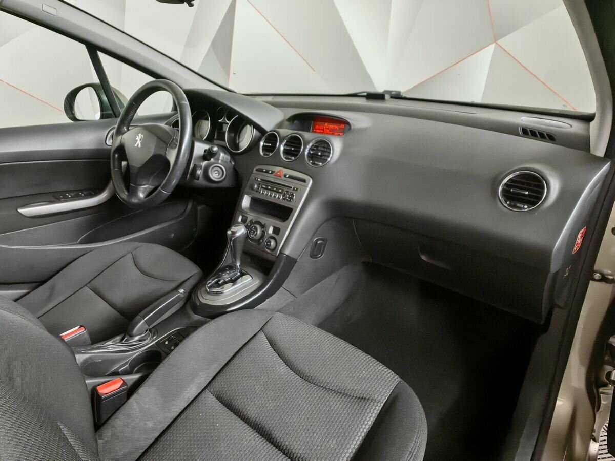 Peugeot 408 б/у, 2014, Автоматическая. Фото: #8