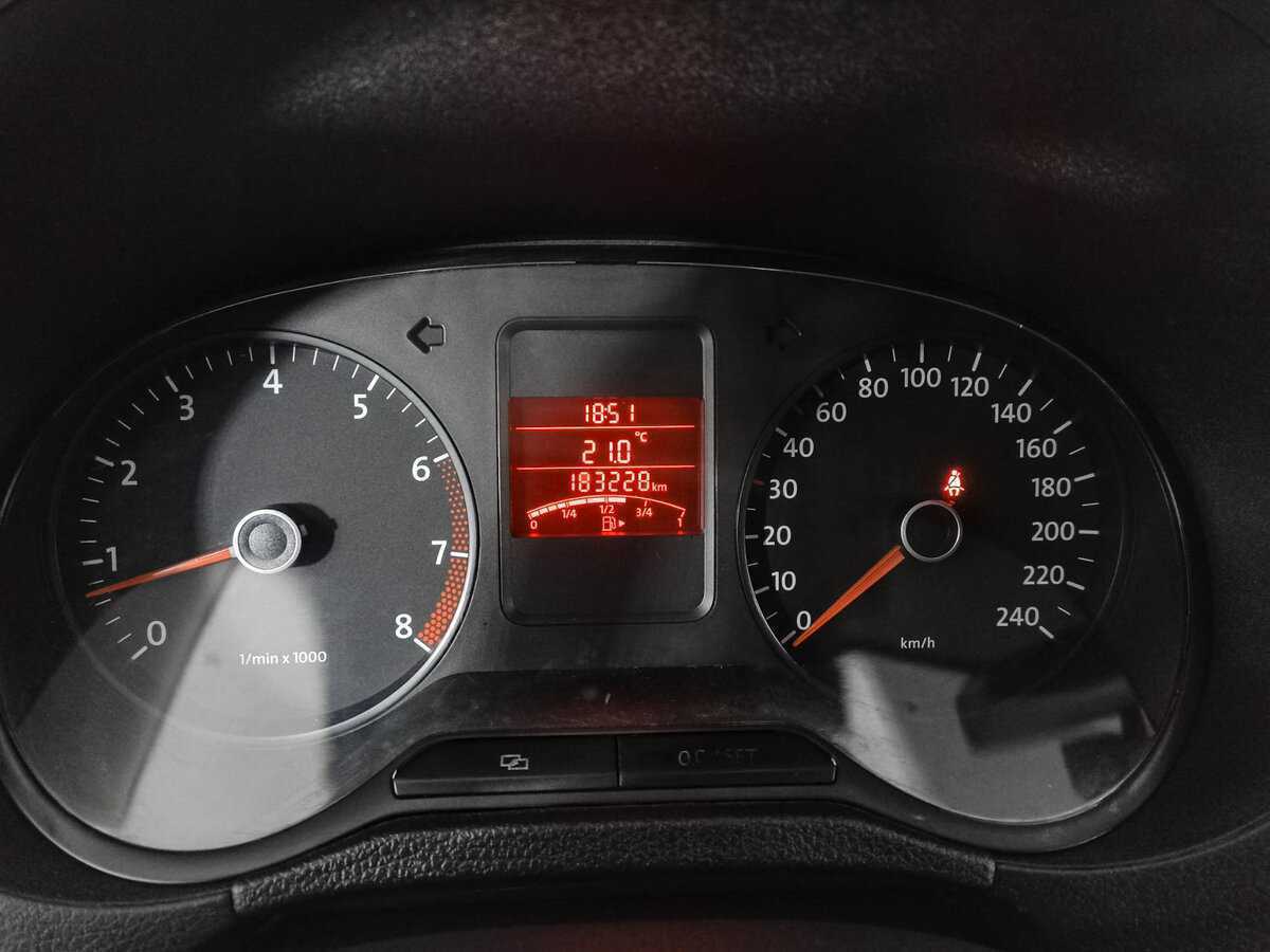 Volkswagen Polo б/у, 2012, Механическая. Фото: #10