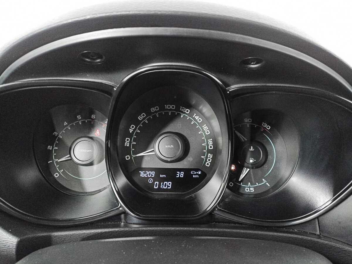 Lada (ВАЗ) Vesta б/у, 2017, Механическая. Фото: #12