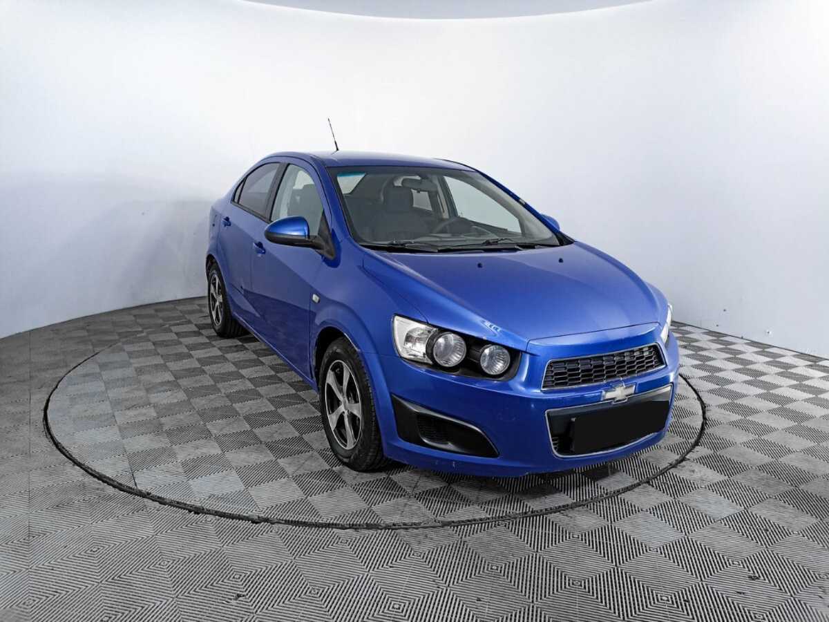Chevrolet Aveo б/у, 2012, Механическая. Фото: #2