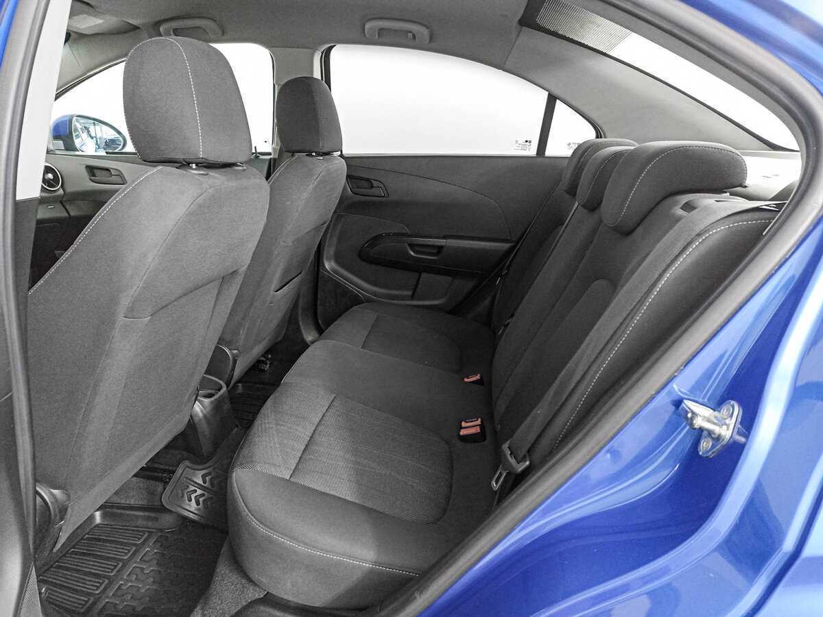 Chevrolet Aveo б/у, 2012, Механическая. Фото: #9