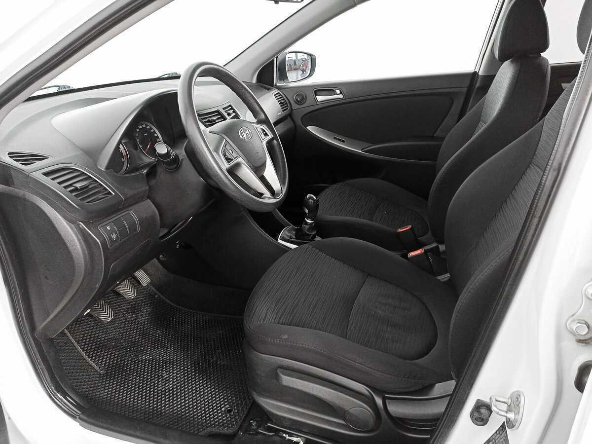 Хендай Солярис б/у, 2015, Механическая. Фото: #13