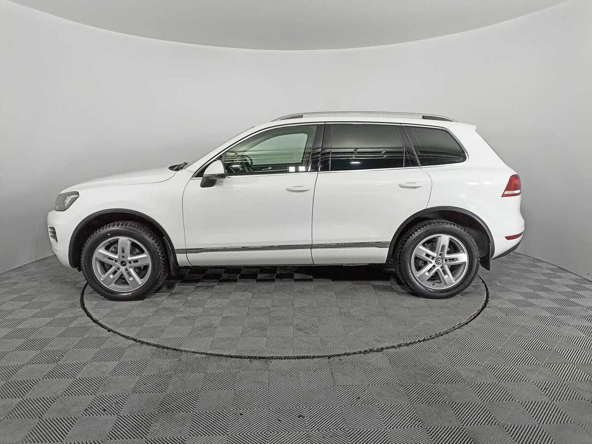 Volkswagen Touareg б/у, 2013, Автоматическая. Фото: #7