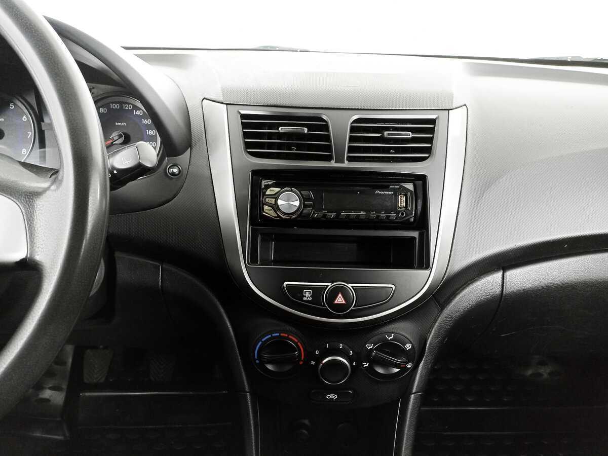 Хендай Солярис б/у, 2014, Механическая. Фото: #12