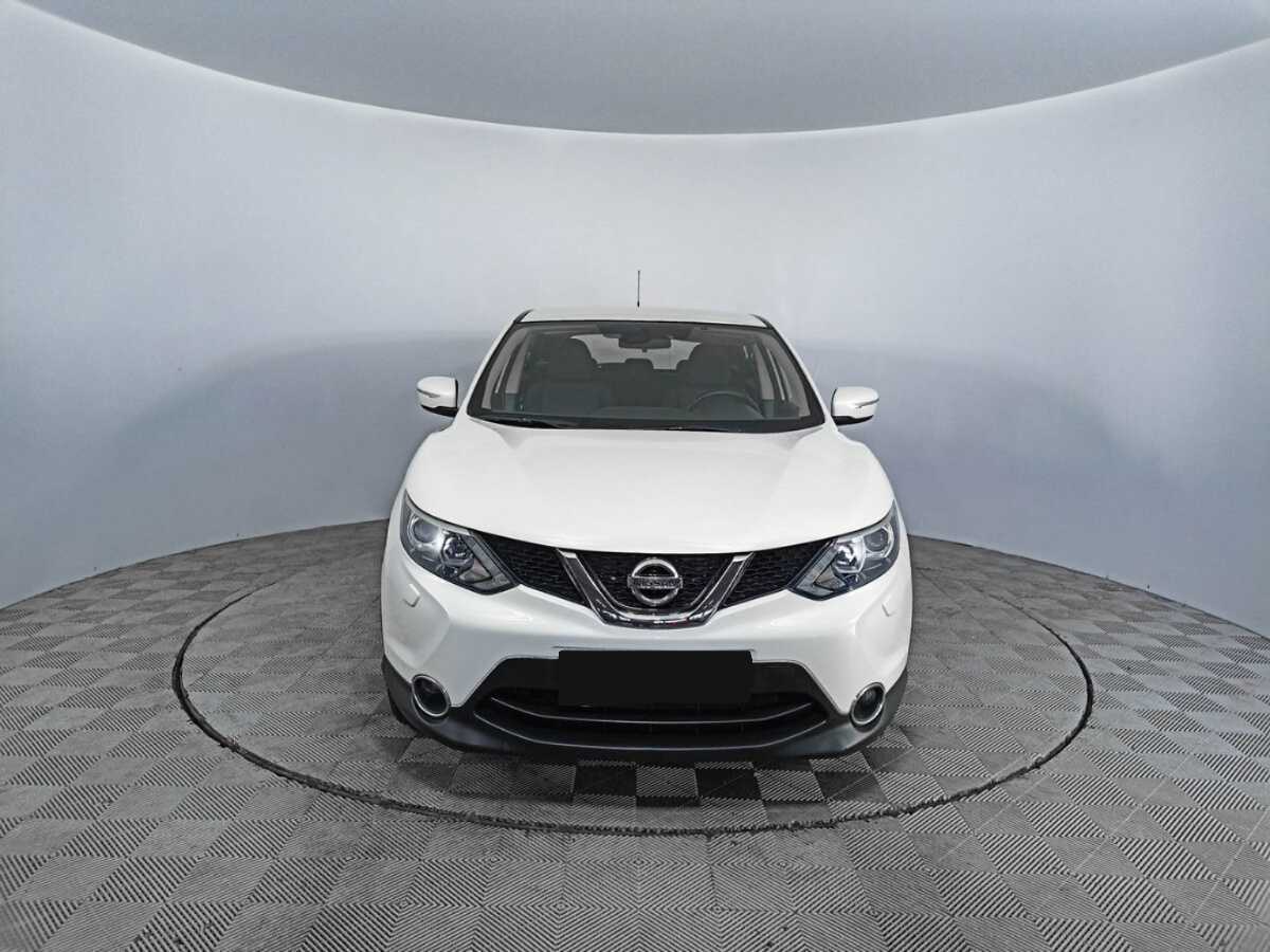 Nissan Qashqai б/у, 2014, Механическая. Фото: #1