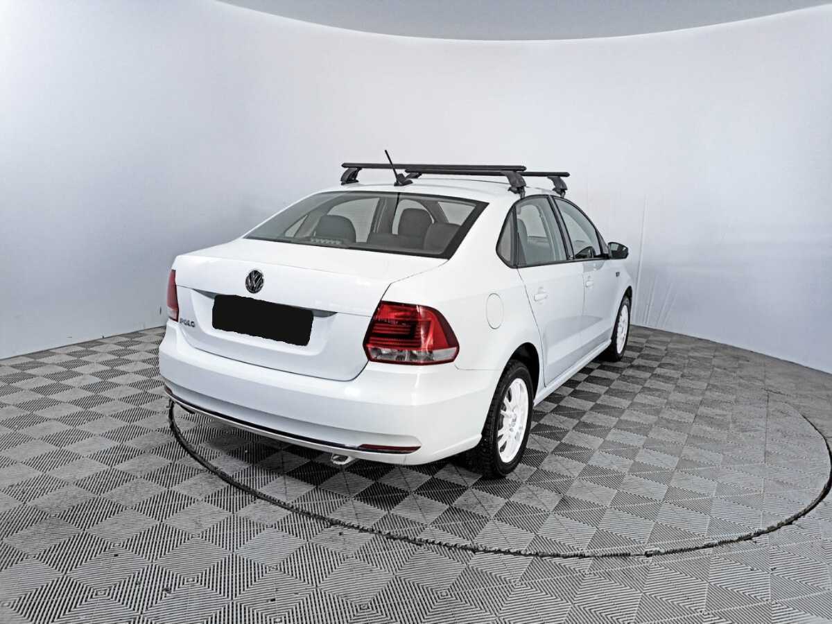 Volkswagen Polo б/у, 2017, Механическая. Фото: #4