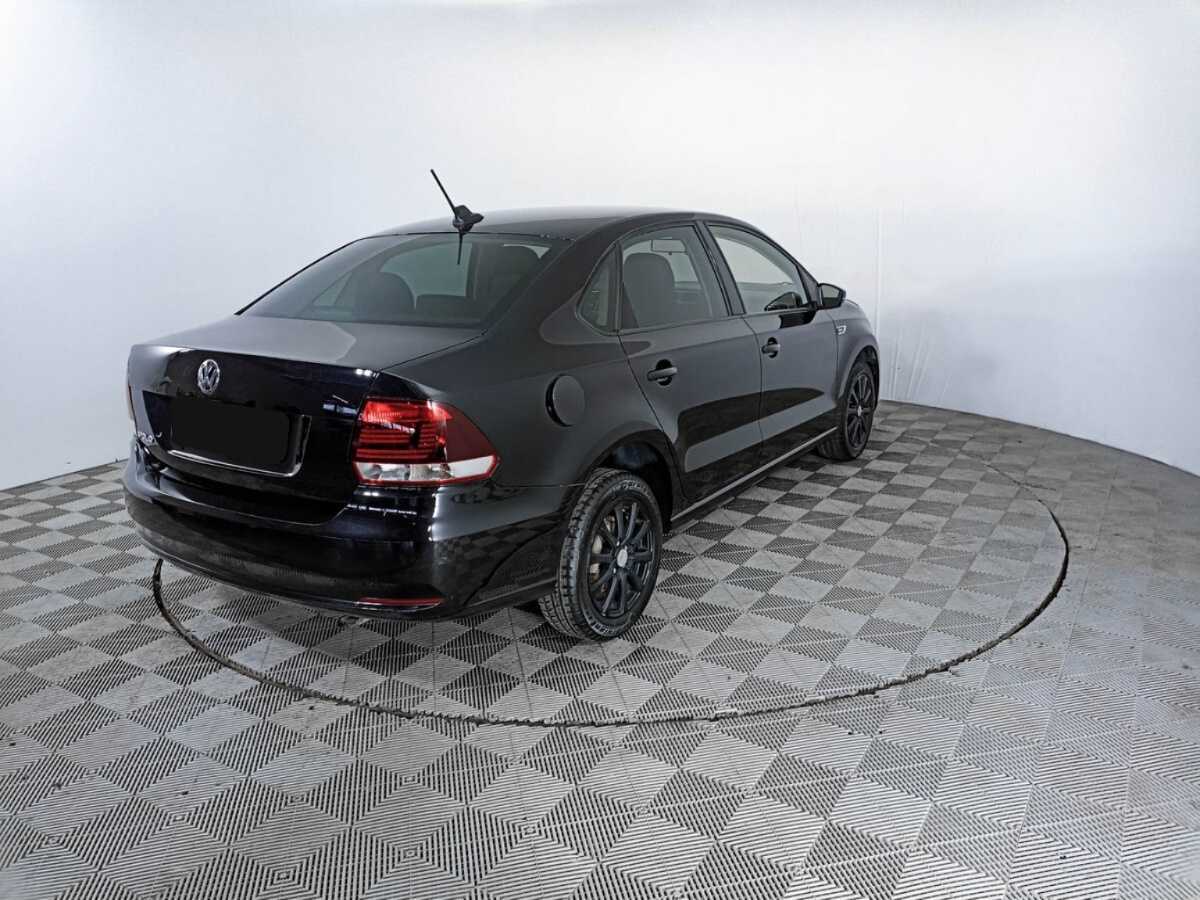 Volkswagen Polo б/у, 2018, Механическая. Фото: #4