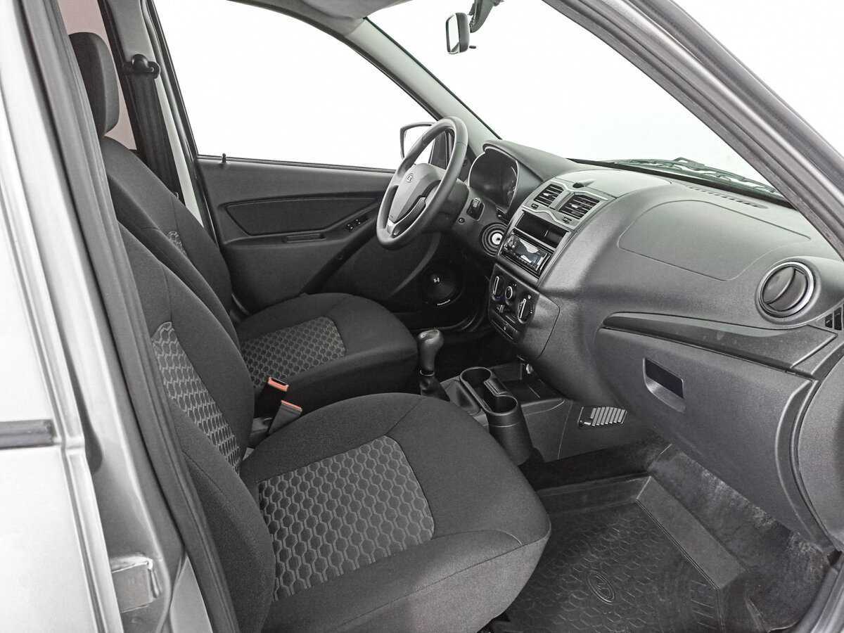 Lada (ВАЗ) Granta б/у, 2019, Механическая. Фото: #8