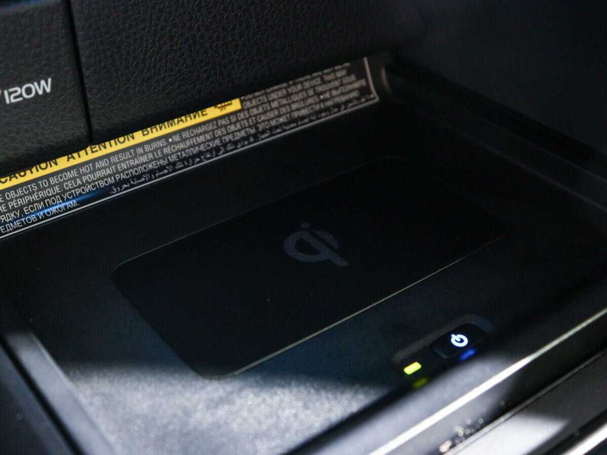 Toyota Camry б/у, 2020, Автоматическая. Фото: #16