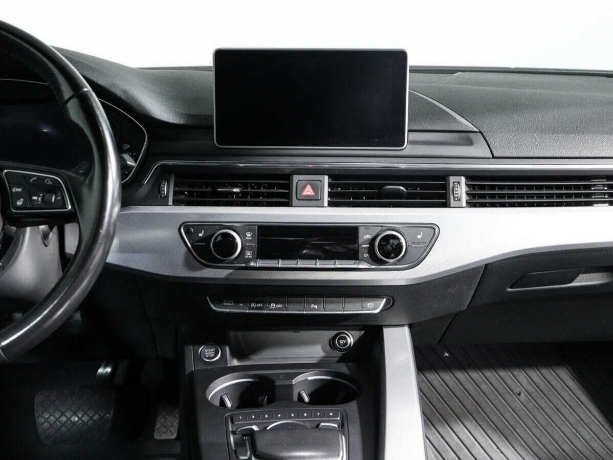 Audi A4 б/у, 2016, Роботизированная. Фото: #12