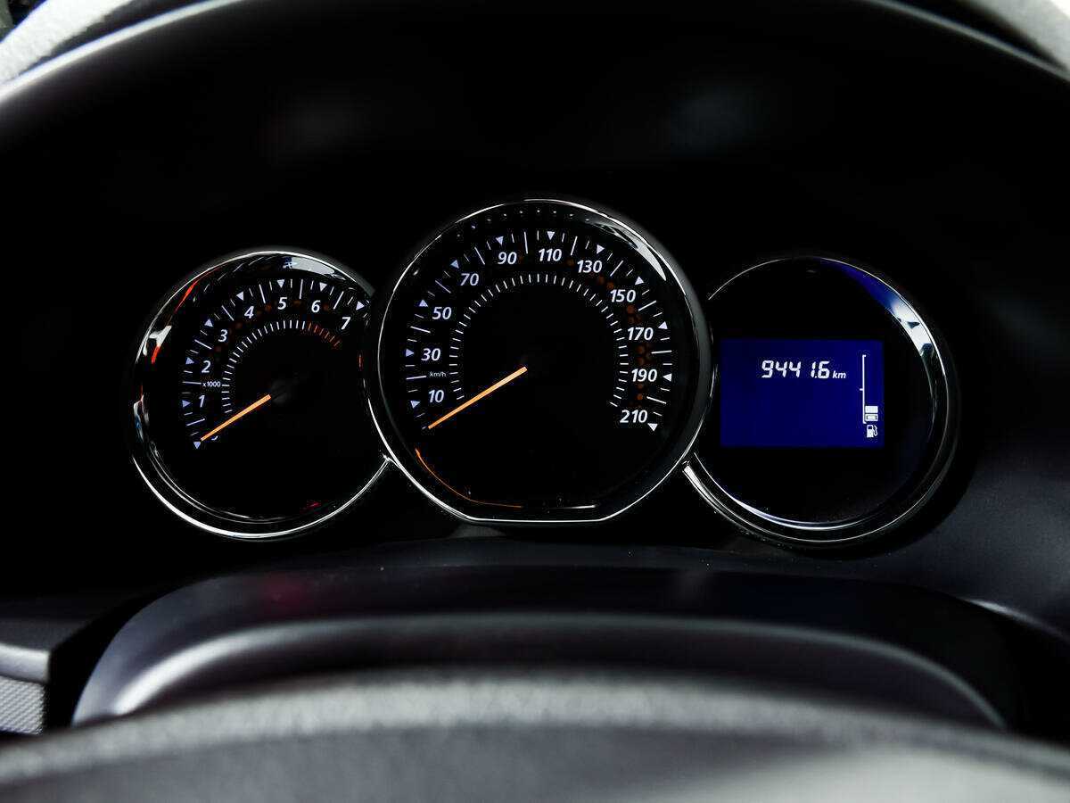 Renault Sandero б/у, 2016, Автоматическая. Фото: #9