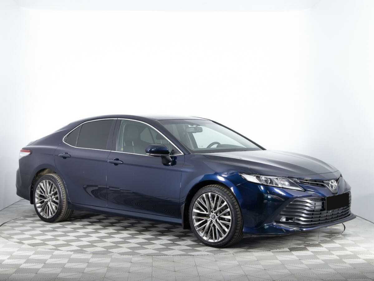 Toyota Camry б/у, 2018, Автоматическая. Фото: #2