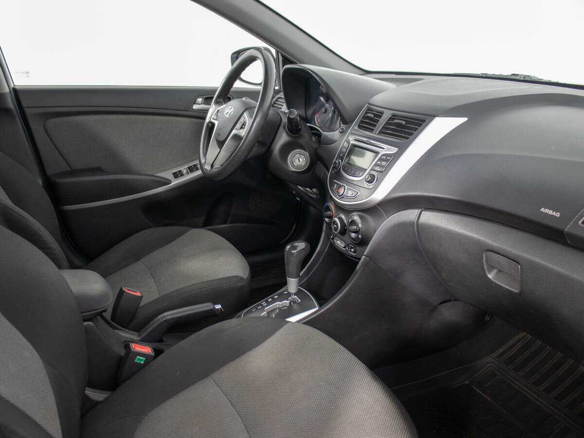 Hyundai Solaris б/у, 2014, Автоматическая. Фото: #8