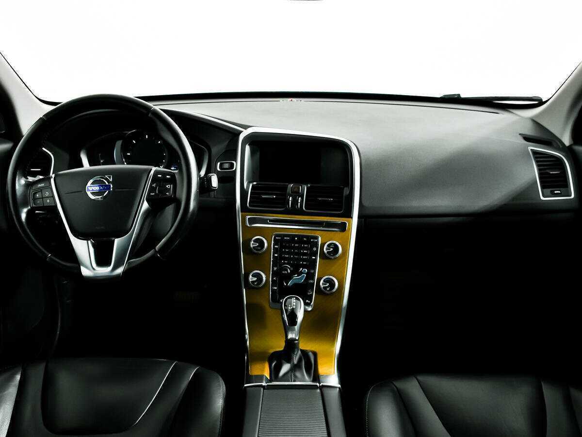 Вольво ИксЦ60 б/у, 2016, Автоматическая. Фото: #8