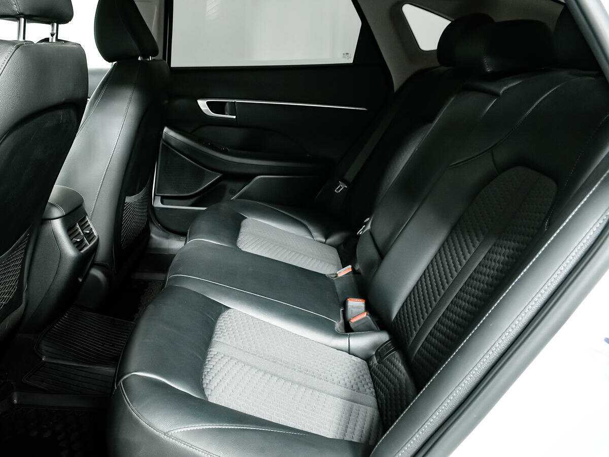 Hyundai Sonata б/у, 2022, Автоматическая. Фото: #11