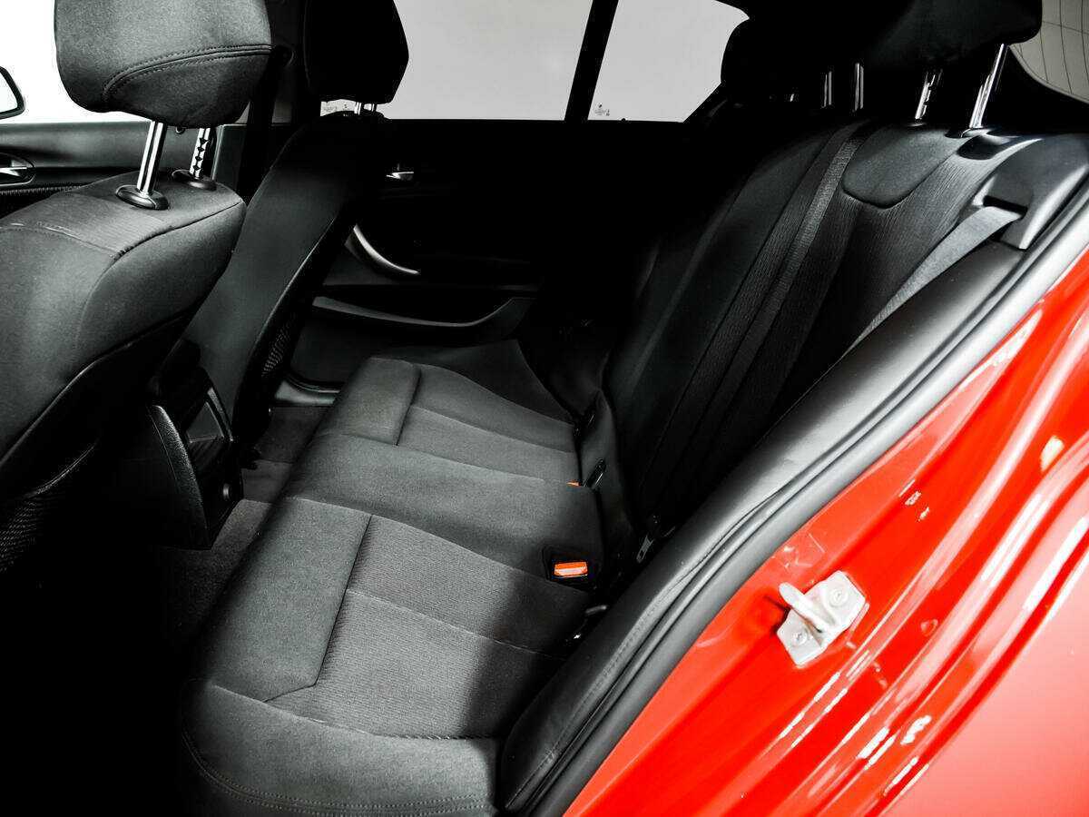 BMW 1 серии б/у, 2016, Автоматическая. Фото: #11