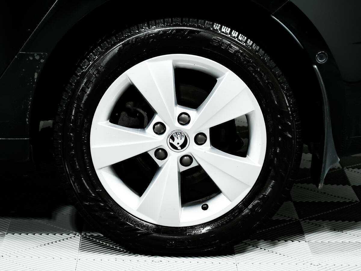 Шкода Октавия б/у, 2017, Роботизированная. Фото: #13