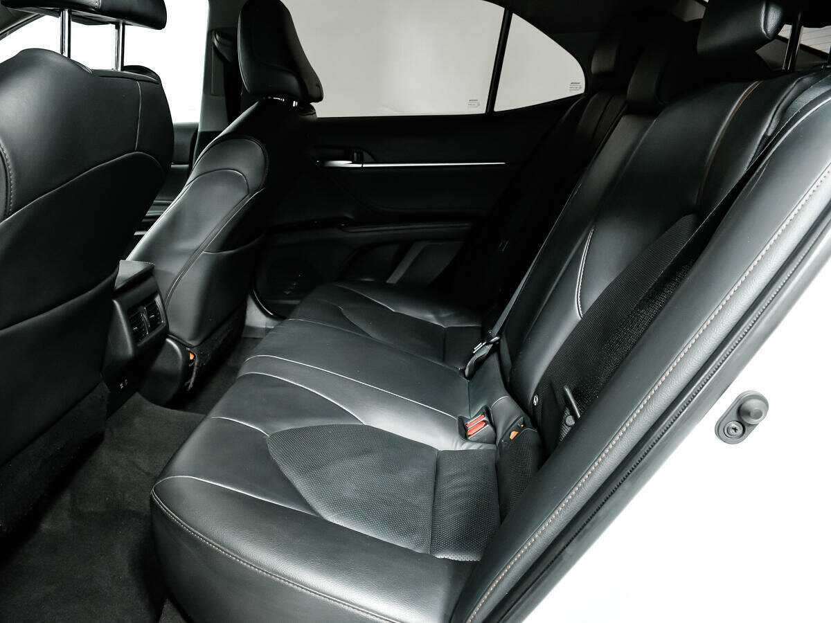 Toyota Camry б/у, 2019, Автоматическая. Фото: #9