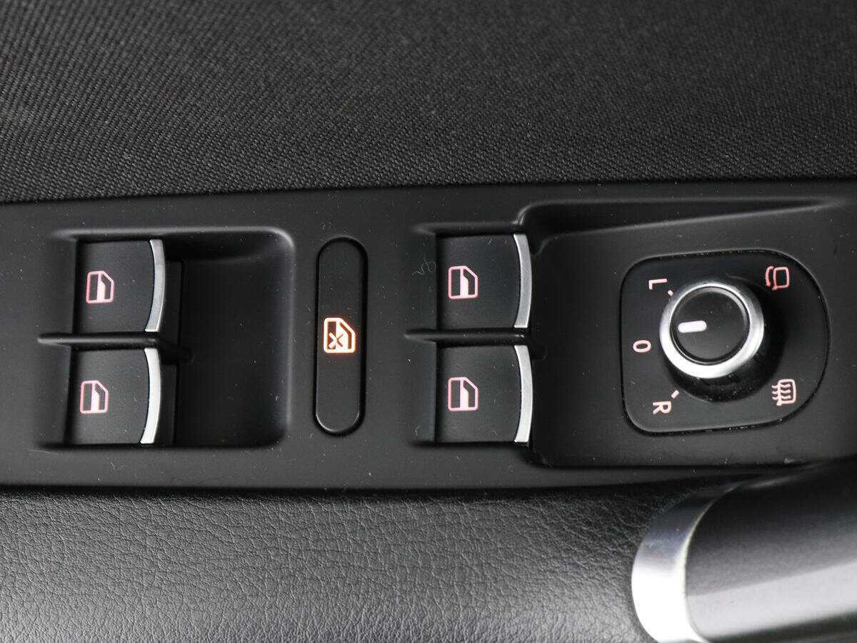 Volkswagen Passat б/у, 2014, Роботизированная. Фото: #13