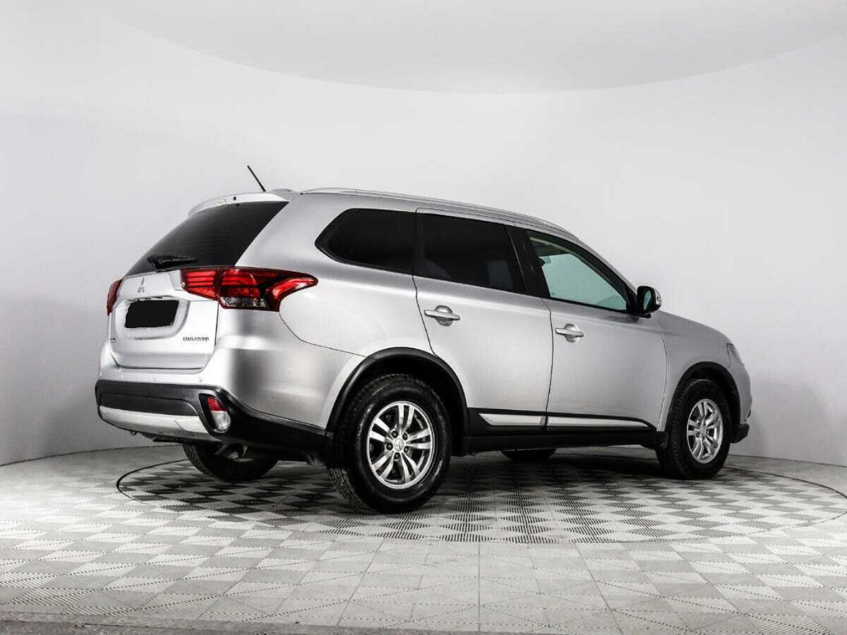 Mitsubishi Outlander б/у, 2015, Вариатор. Фото: #4