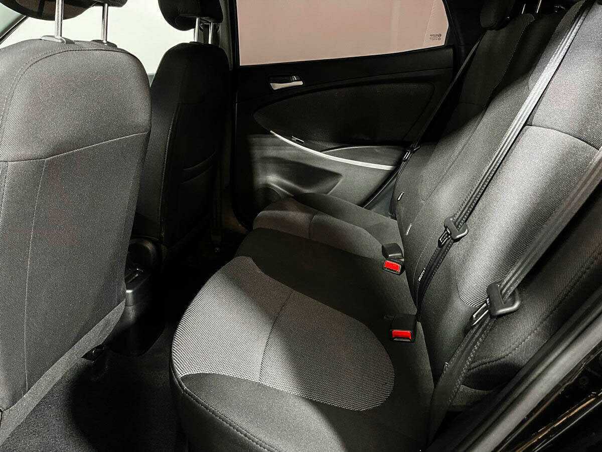 Hyundai Solaris б/у, 2012, Механическая. Фото: #9