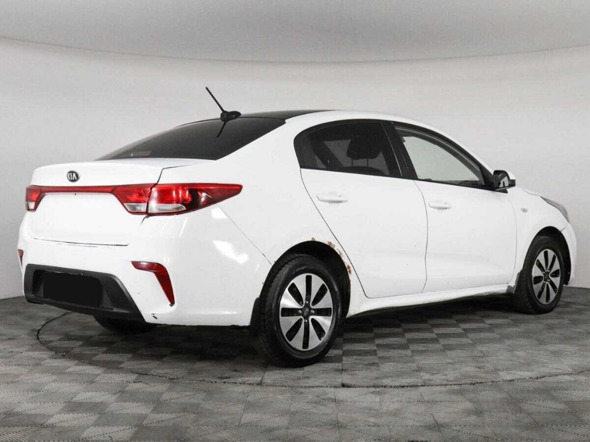 Kia Rio б/у, 2017, Автоматическая. Фото: #2