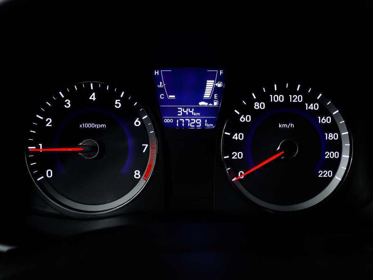 Хендай Солярис б/у, 2012, Механическая. Фото: #9