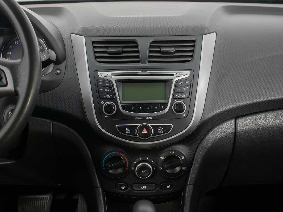 Хендай Солярис б/у, 2012, Автоматическая. Фото: #13