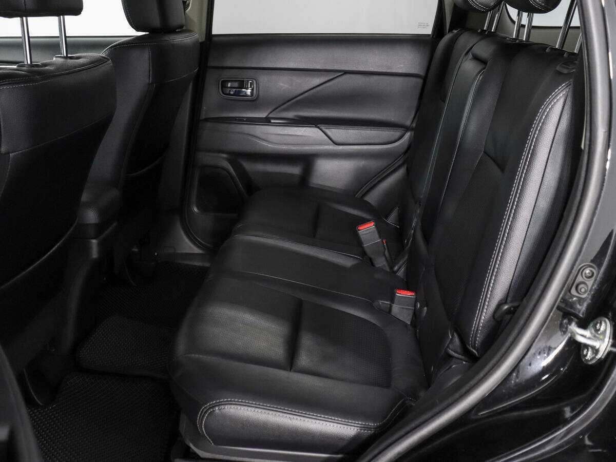 Mitsubishi Outlander б/у, 2017, Вариатор. Фото: #10