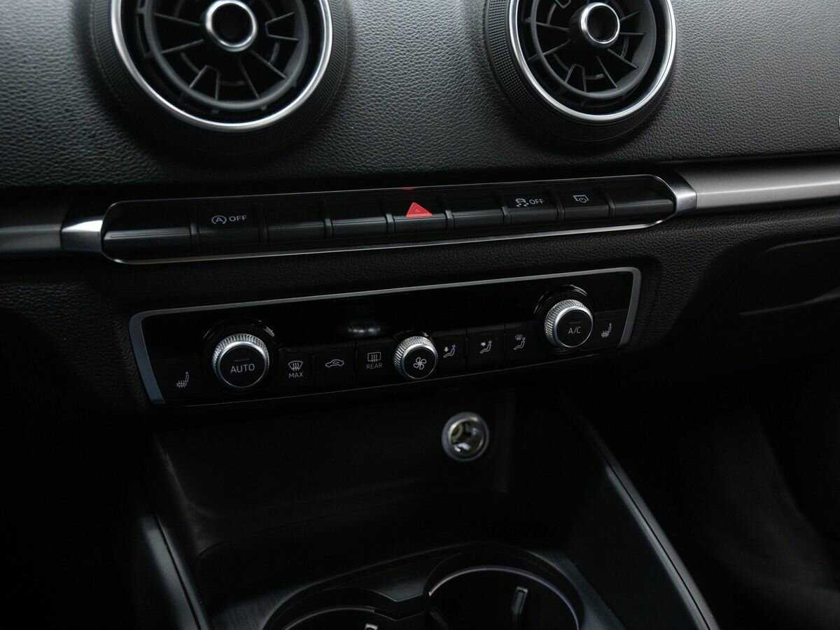 Audi A3 б/у, 2020, Роботизированная. Фото: #19