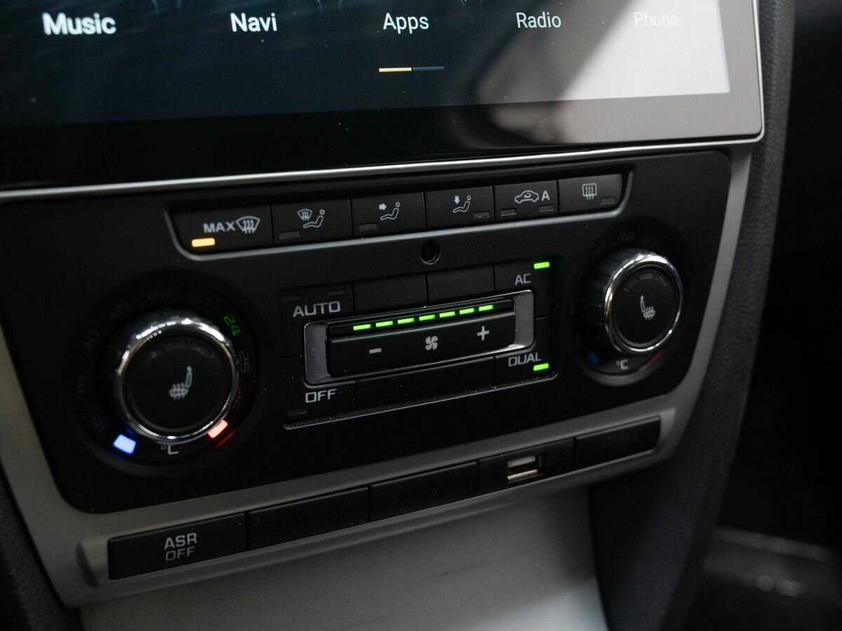 Шкода Октавия б/у, 2012, Механическая. Фото: #17