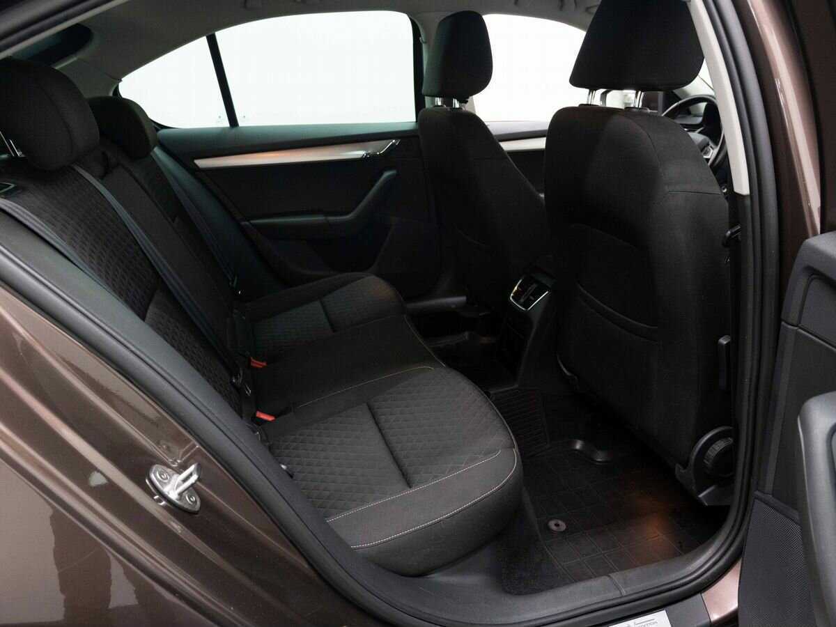 Шкода Октавия б/у, 2016, Роботизированная. Фото: #11