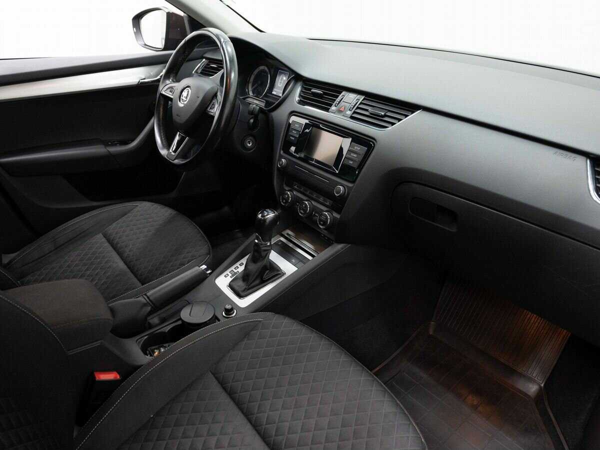 Шкода Октавия б/у, 2016, Роботизированная. Фото: #12