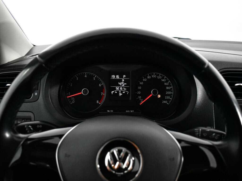 Фольксваген Поло б/у, 2015, Автоматическая. Фото: #10