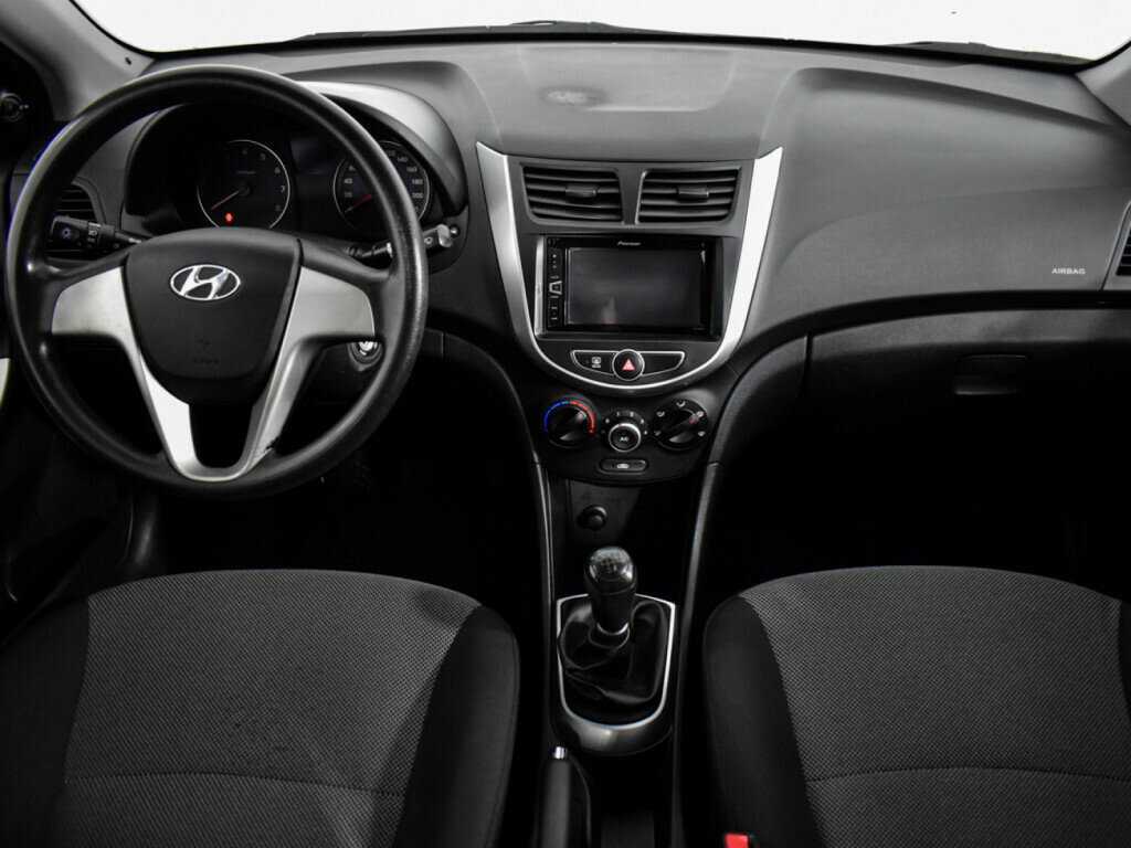 Хендай Солярис б/у, 2013, Механическая. Фото: #8