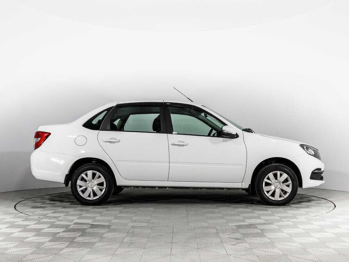 Lada (ВАЗ) Granta б/у, 2023, Механическая. Фото: #3