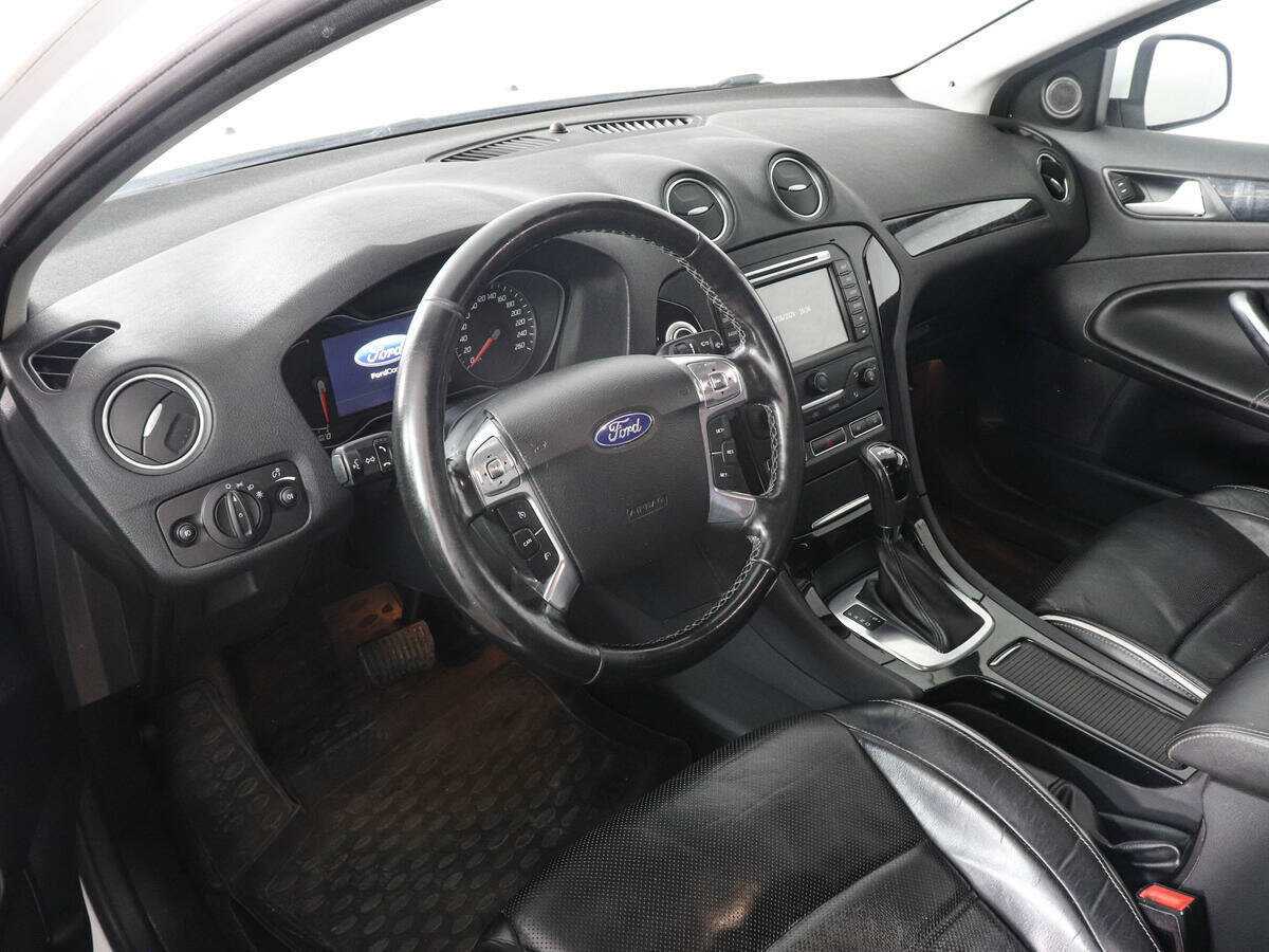 Ford Mondeo б/у, 2013, Роботизированная. Фото: #4