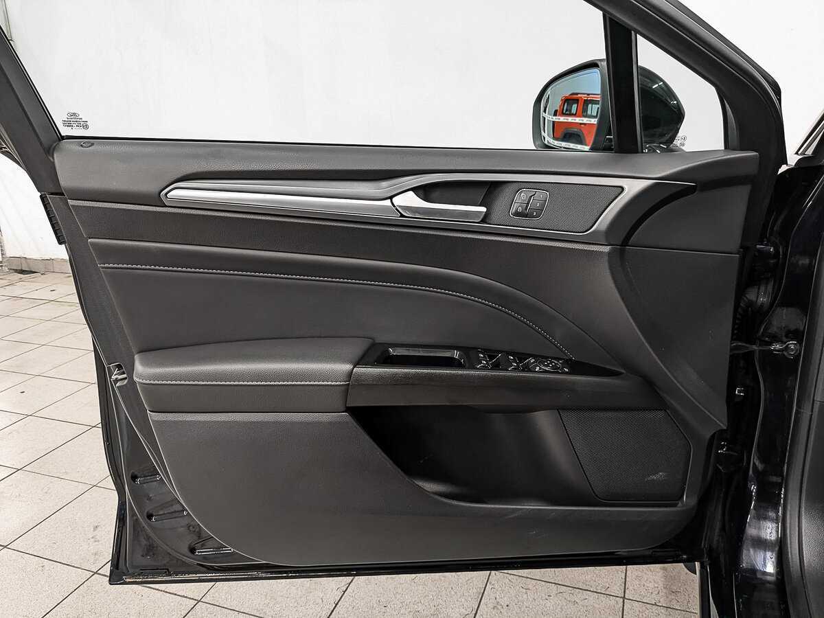 Ford Mondeo б/у, 2016, Автоматическая. Фото: #18