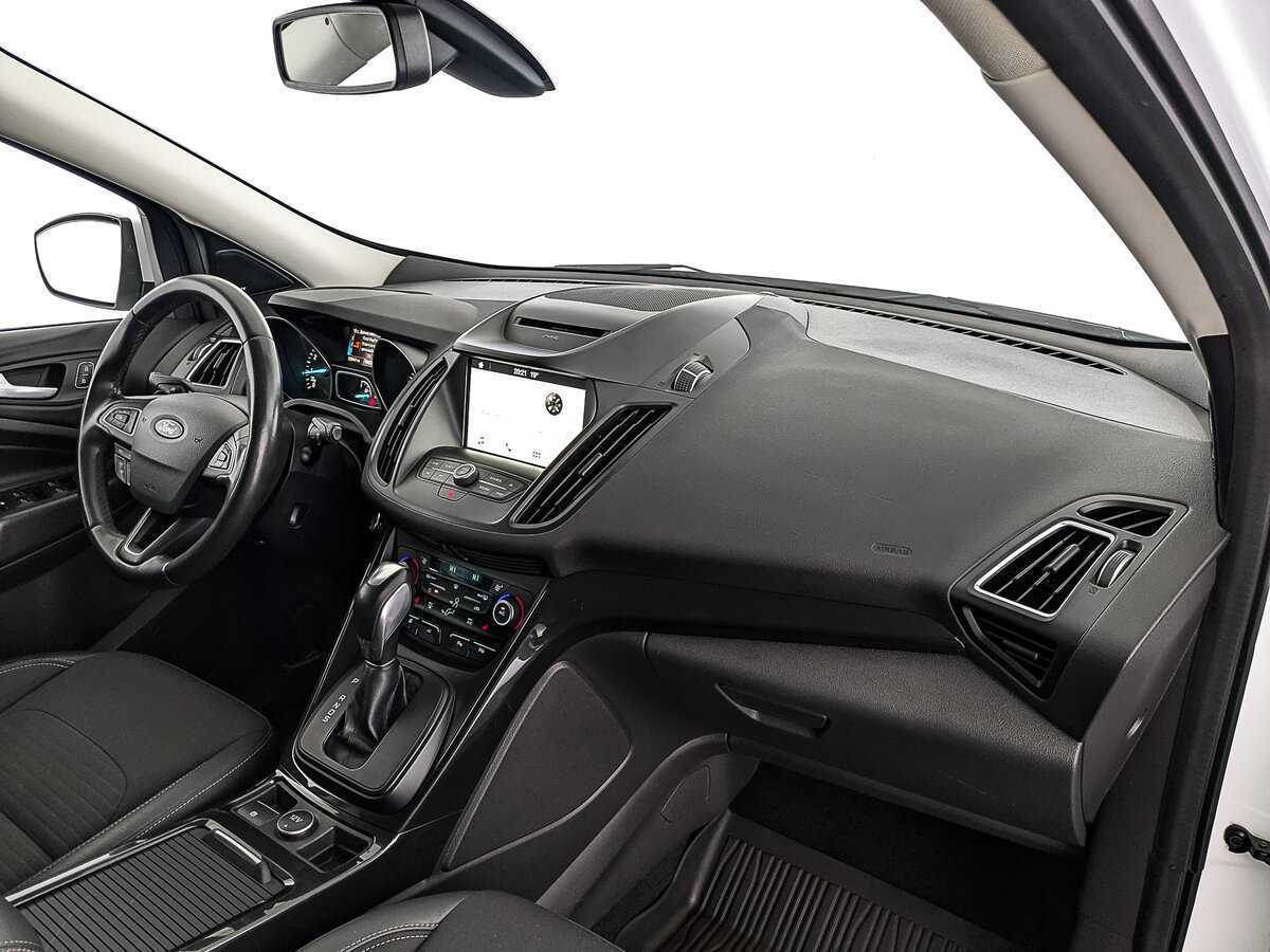 Ford Kuga б/у, 2018, Автоматическая. Фото: #12