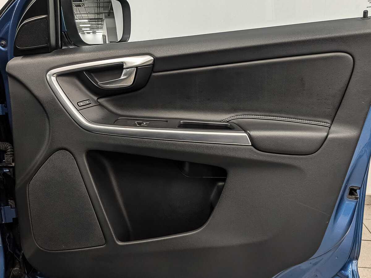 Volvo XC60 б/у, 2015, Автоматическая. Фото: #24