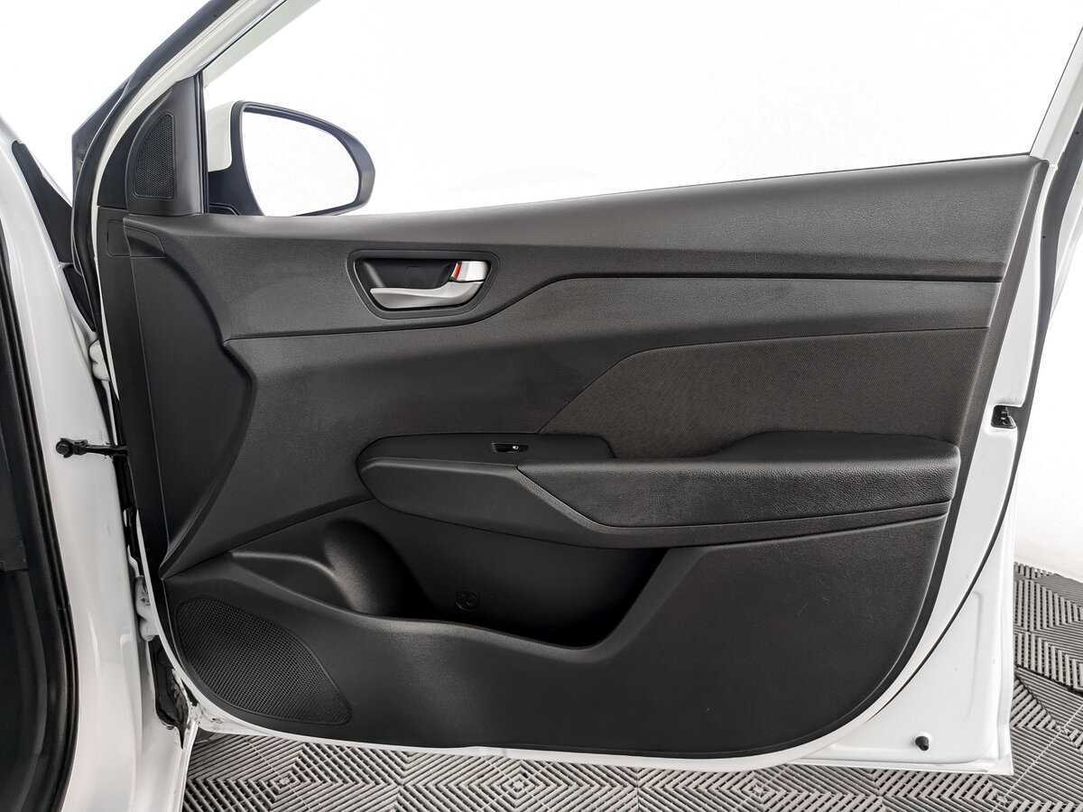 Hyundai Solaris б/у, 2018, Автоматическая. Фото: #22