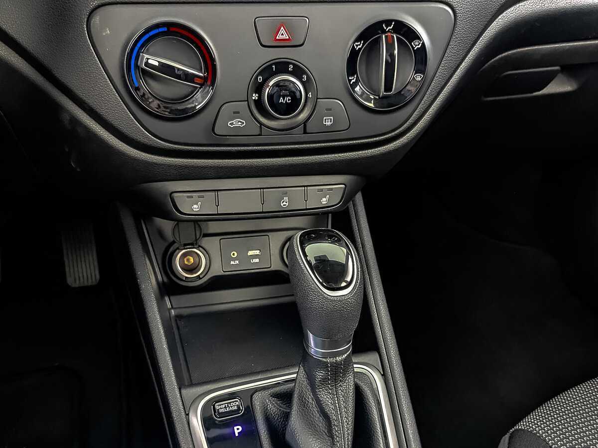 Hyundai Solaris б/у, 2017, Автоматическая. Фото: #25