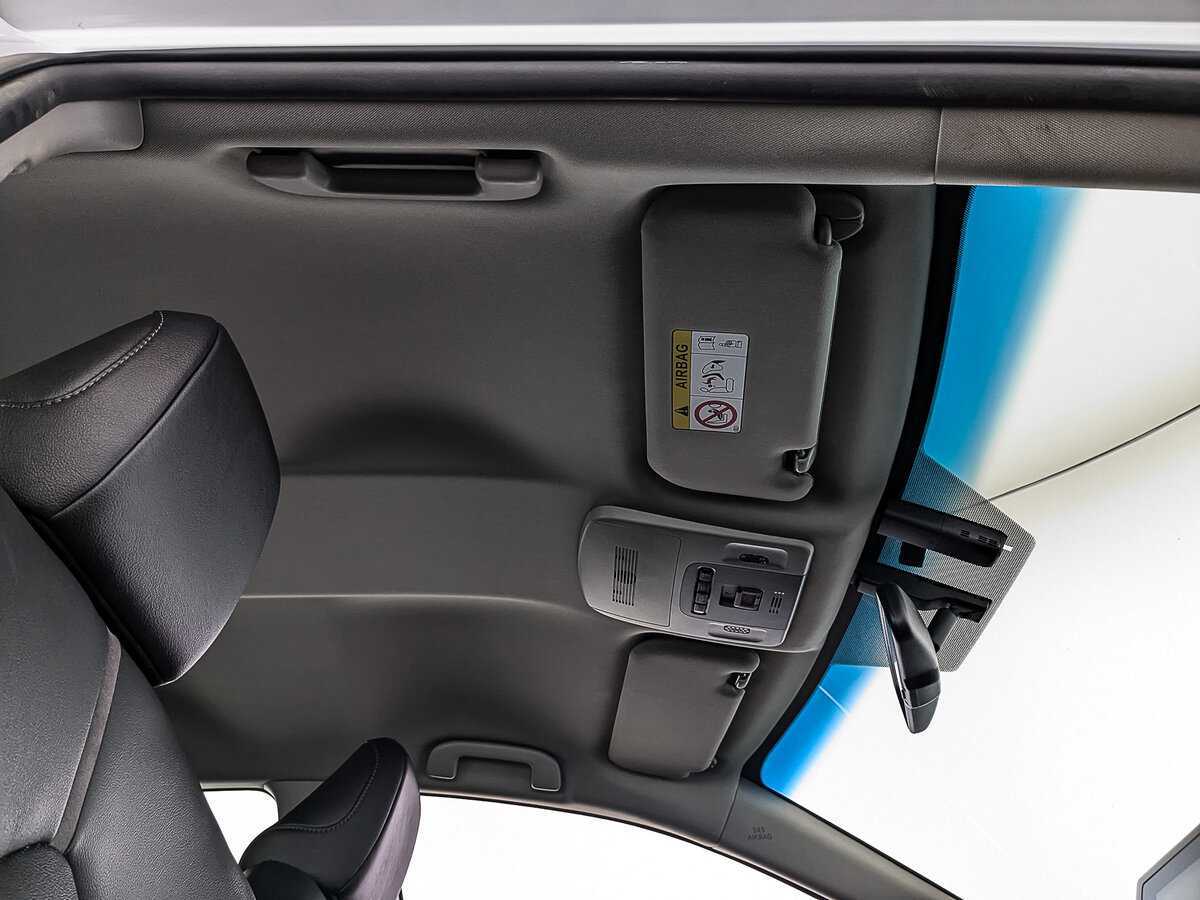 Toyota Camry б/у, 2021, Автоматическая. Фото: #22