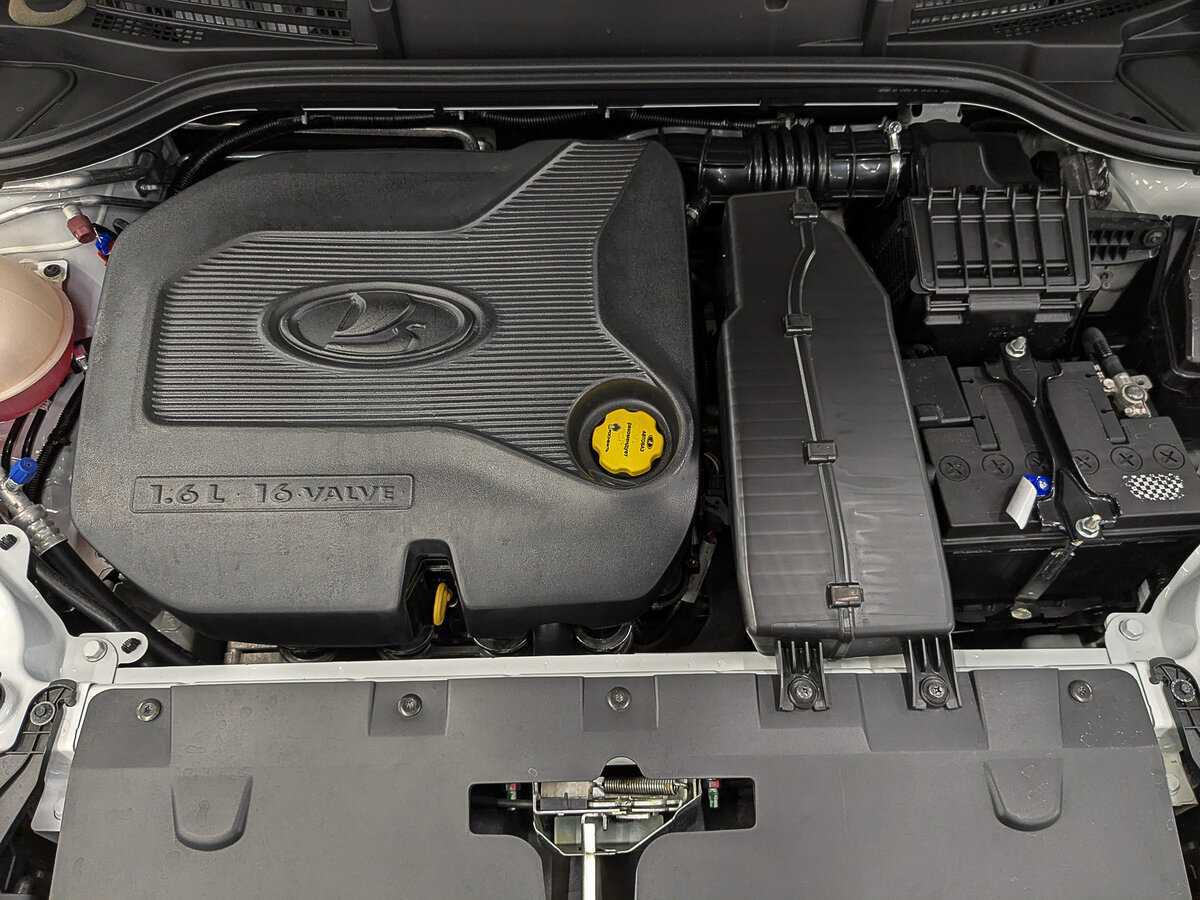 Лада (ВАЗ) Веста б/у, 2024, Механическая. Фото: #8