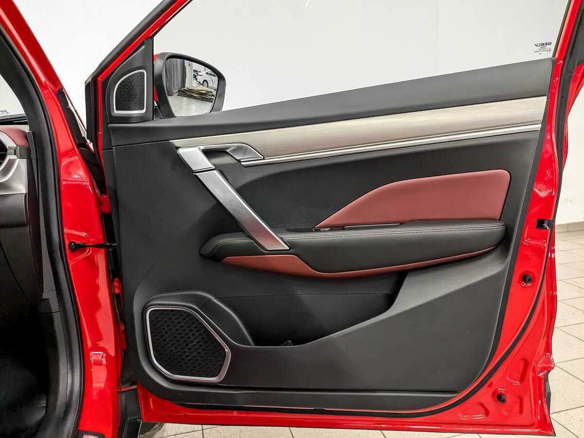 Geely Coolray б/у, 2022, Роботизированная. Фото: #23