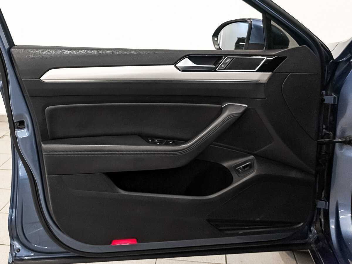 Volkswagen Passat б/у, 2015, Роботизированная. Фото: #18