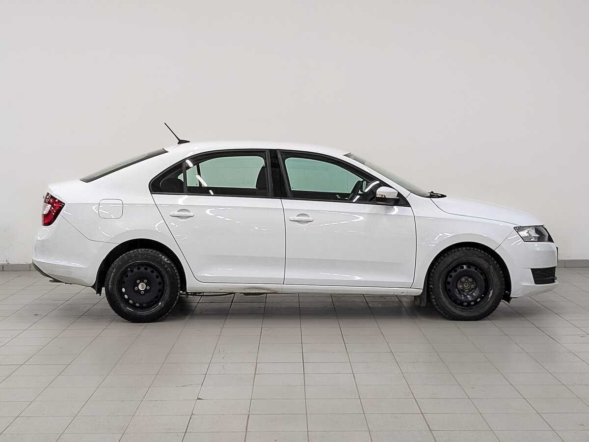 Skoda Rapid б/у, 2017, Механическая. Фото: #3