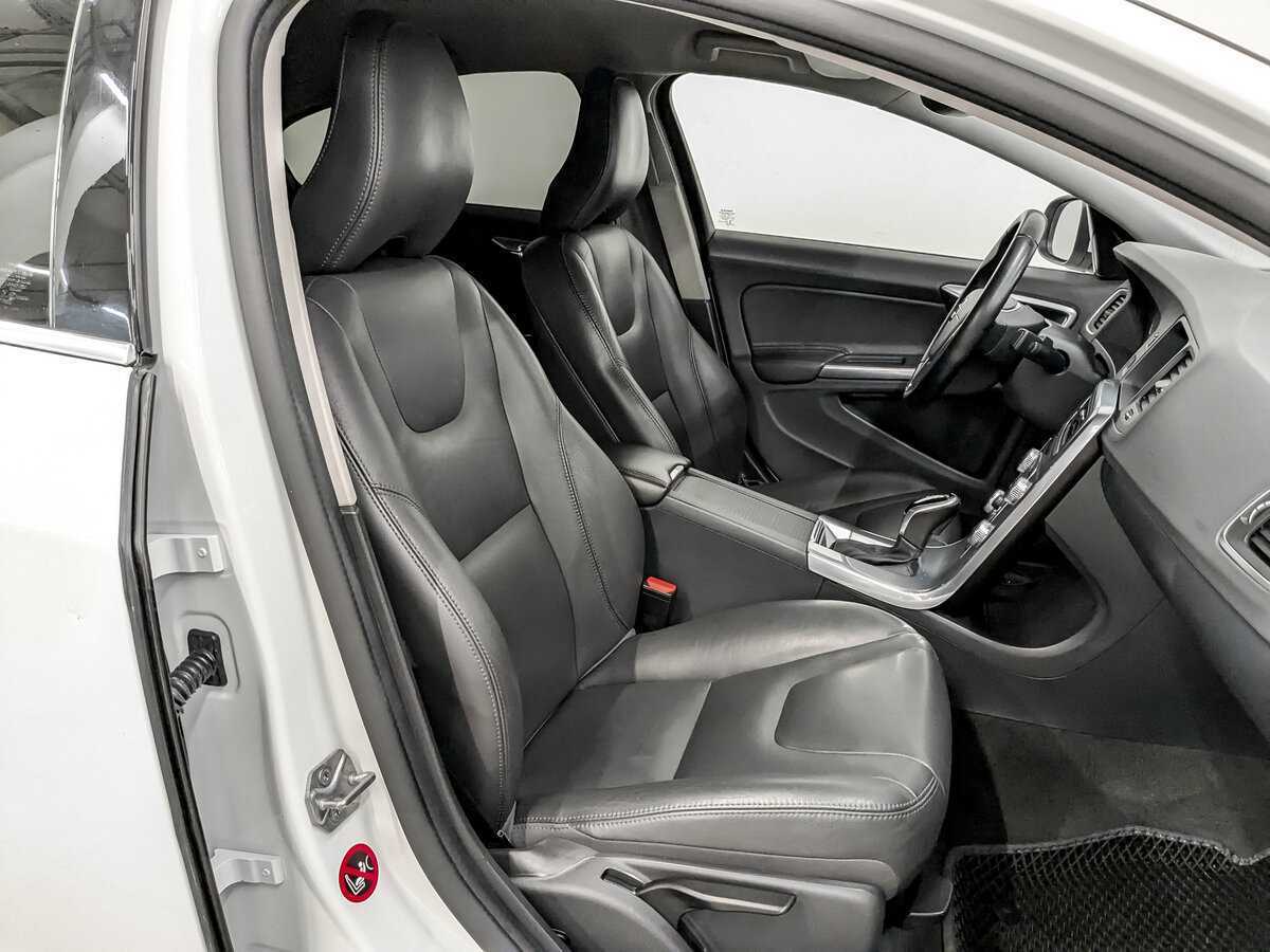 Volvo S60 б/у, 2016, Автоматическая. Фото: #24
