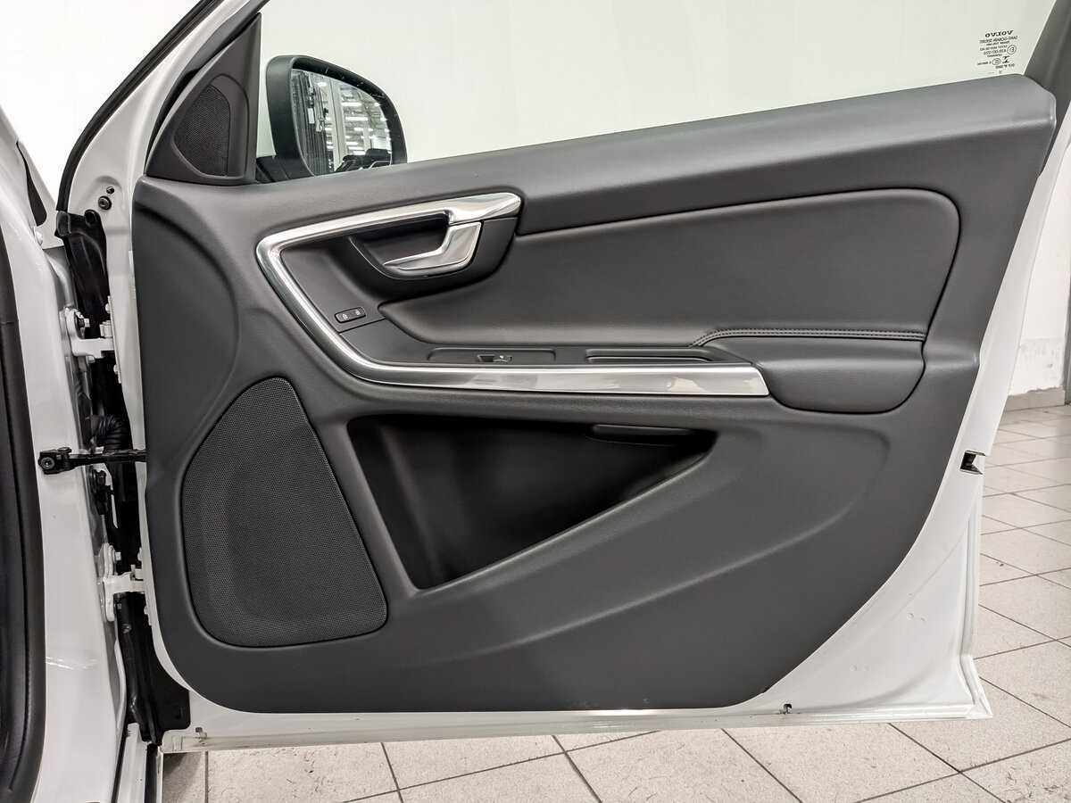 Volvo S60 б/у, 2016, Автоматическая. Фото: #25