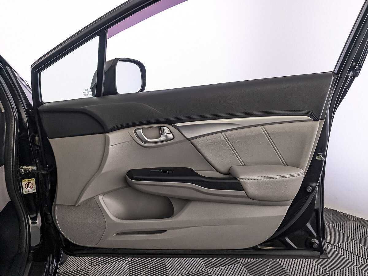 Хонда Цивик б/у, 2013, Автоматическая. Фото: #23